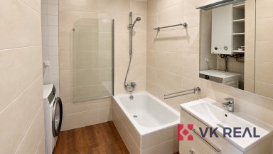 Pronájem bytu 2+kk, 61 m2, OV, ul. Jičínská 1613/11, Praha 3