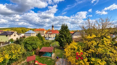 Prodej historické zámecké sýpky s mimořádným investičním potenciálem – obec Trhanov, Chodsko