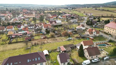 Prodej zasíťovaného stavebního pozemku, OV, 1542m2, obec Blatno u Podbořan, okr. Louny