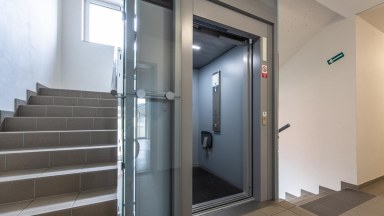 Prodej bytu 2+kk, balkon, sklep, OV, 48 m2, Jince