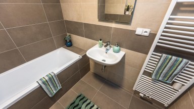 Prodej bytu 2+kk, balkon, sklep, OV, 48 m2, Jince