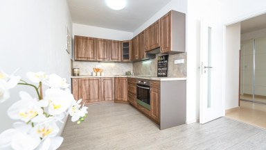 Prodej bytu 2+kk, 41 m2, OV, Na růžovém poli 2566, Kladno - Kročehlavy