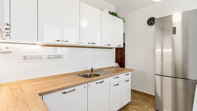 Prodej bytu 2+1, DV, 55m2, ul. Brunclíkova 11, Praha 6, Petřiny