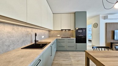 Pronájem bytu 2+kk, balkón, garážové stání, 2 sklepy, OV, 61m2, ul. U Borského parku, Plzeň