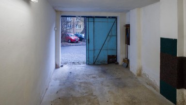 Pronájem garáže, 14m2, ul. Břevnovská, Praha 6 - Břevnov