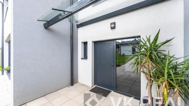 Pronájem RD 4+kk+pracovna a 2xšatna, cca 200m2, pozemek cca 500m2, Kyšice u Plzně