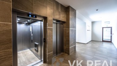 Prodej bytu 3+kk/L, sklep, garáž, OV, cca 100m2 vč. lodžie a sklepa, ul. Sokolovská 1019/312a, P-9