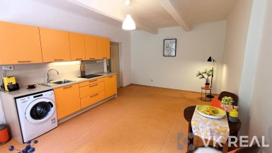 Prodej nebytového prostoru 1+kk, 32 m2, OV, ulice N. A. Někrasova 650/4, Praha 6 - Bubeneč