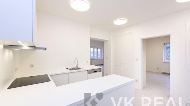 Pronájem bytu 3+kk/3xB s garážovým stáním, 94m2, OV, Branická 904/157, Praha 4