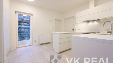 Pronájem bytu 3+kk/3xB s garážovým stáním, 94m2, OV, Branická 904/157, Praha 4