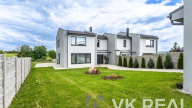 Pronájem RD 4+kk+pracovna a 2xšatna, cca 200m2, pozemek cca 500m2, Kyšice u Plzně