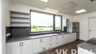 Pronájem RD 4+kk+pracovna a 2xšatna, cca 200m2, pozemek cca 500m2, Kyšice u Plzně