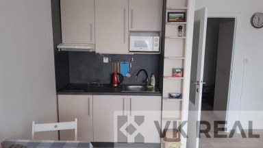 Pronájem bytu 1+kk, OV, 29 m2, ul. Platónona 3278/8, Praha 4 - Modřany