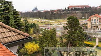 Pronájem bytu 2+1, 56m2, OV, Nad Octárnou, Praha 6