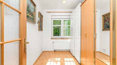 Prodej rodinného domu 5+kk s garáží, ul. U nové dálnice 703, Praha 4 - Chodov