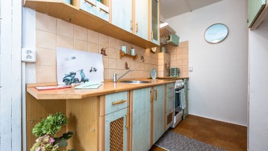 Prodej bytu 2+1/L, DV, 64m2, ul. Ježovská 121/3, P-5 Motol